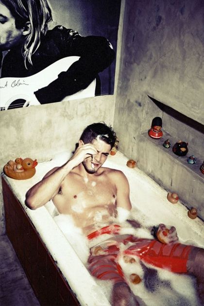 Federico Devito for Revista Junior