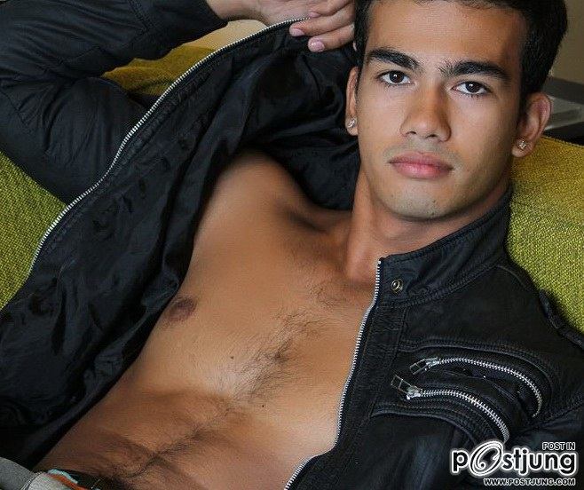 คมเข้มแบบนี้...ซีสสสเลยยย