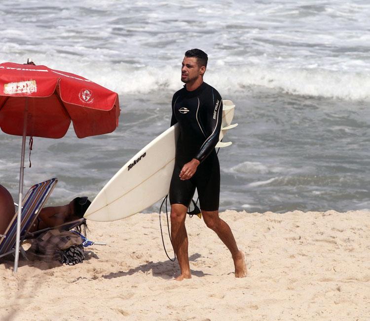 Stalking  Cau&atilde; Reymond