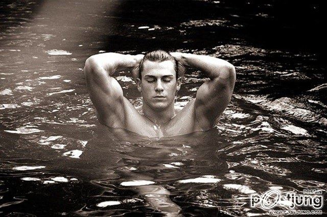 MASCULINE DOSAGE: DEVIN BY PHOTOGRAPHER SERGIO GARCIA