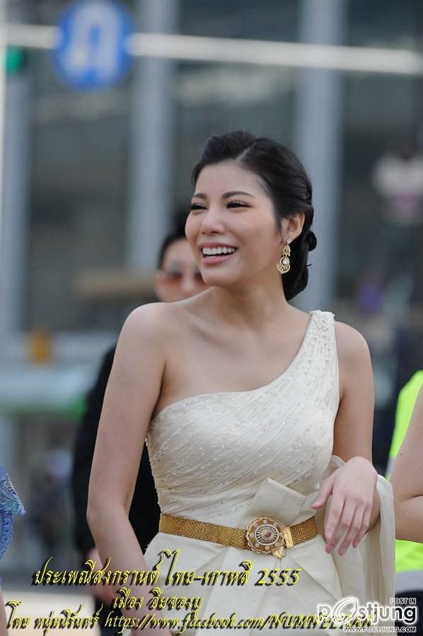รวมภาพคุณ แหวน ปวริศา งาน ประเพณีสงกรานต์ ไทย-เกาหลี 2555