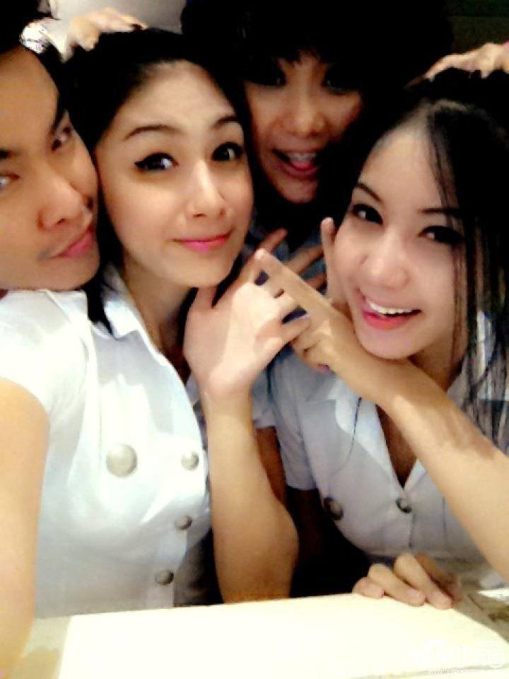 คนขวาจ่ะ