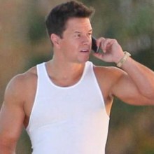 Mark Wahlberg In Underwear For 'Pain & Gain'!