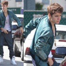 Justin Bieber ล่าสุดที่ฮอลลีวูด!!...เห็นว่าอัลบั้ม Believe เสร็จเรียบร้อย เหล่าบิลลิเบอร์เตรียมควักต