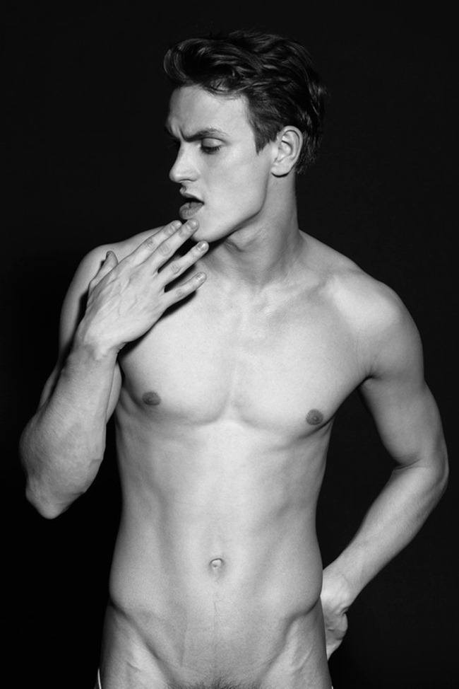 MASCULINE DOSAGE: DAVID S. BY PHOTOGRAPHER JULIAN LAIDIG