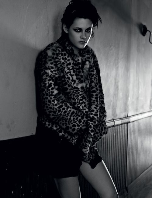 INTERVIEW MAGAZINE: TWILIGHT SAGA'S KRISTEN STEWART GETS INTENSE BY CRAIG MCDEAN