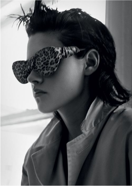 INTERVIEW MAGAZINE: TWILIGHT SAGA'S KRISTEN STEWART GETS INTENSE BY CRAIG MCDEAN