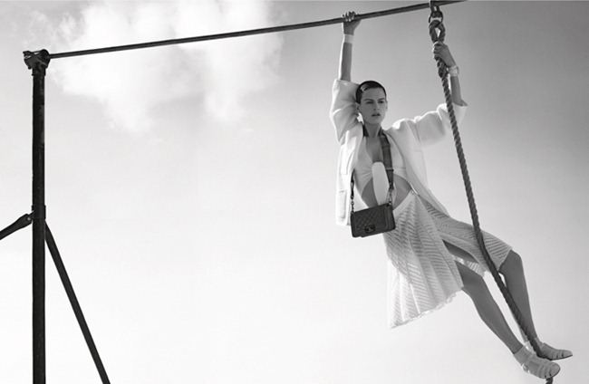 CAMPAIGN: SASKIA DE BRAUW & JOAN SMALLS FOR CHANEL SPRING 2012 BY PHOTOGRAPHER KARL LAGERFELD