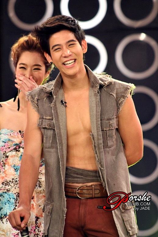 { pic } พอร์ช ศรัณย์ ใน ลูกผู้ชายไม้ตะพด @ รายการวันวานยังหวานอยู่