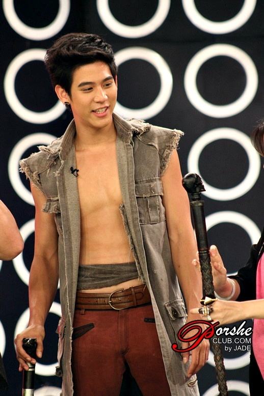 { pic } พอร์ช ศรัณย์ ใน ลูกผู้ชายไม้ตะพด @ รายการวันวานยังหวานอยู่