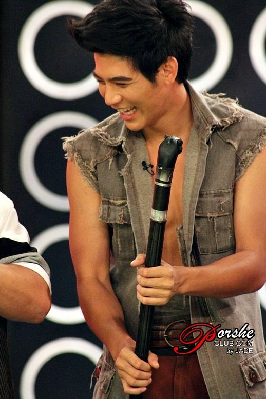 { pic } พอร์ช ศรัณย์ ใน ลูกผู้ชายไม้ตะพด @ รายการวันวานยังหวานอยู่