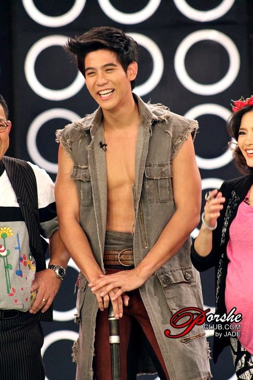 { pic } พอร์ช ศรัณย์ ใน ลูกผู้ชายไม้ตะพด @ รายการวันวานยังหวานอยู่