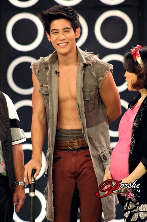 { pic } พอร์ช ศรัณย์ ใน ลูกผู้ชายไม้ตะพด @ รายการวันวานยังหวานอยู่