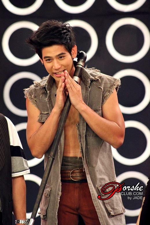 { pic } พอร์ช ศรัณย์ ใน ลูกผู้ชายไม้ตะพด @ รายการวันวานยังหวานอยู่