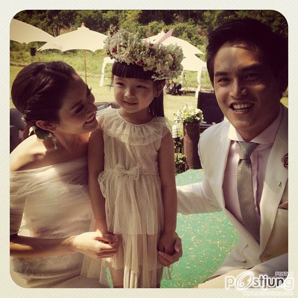 ภาพ งานแต่งงาน แอฟ ทักษอร - สงกรานต์