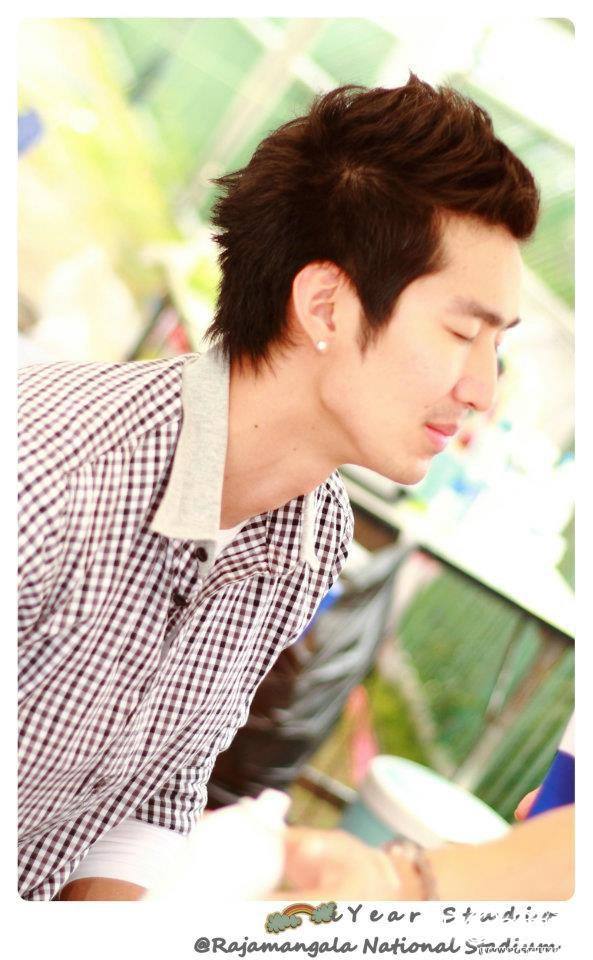 หนุ่มเดี่ยว สุริยนต์ หล่อล้ำ กล้ามใหญ่ (1)