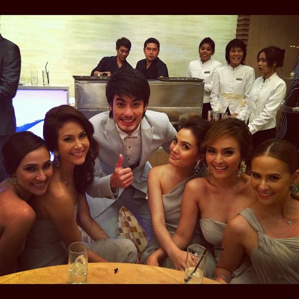 [Pics] บรรยากาศงานแต่งของ "วุ้นเส้น - ชาคริต"