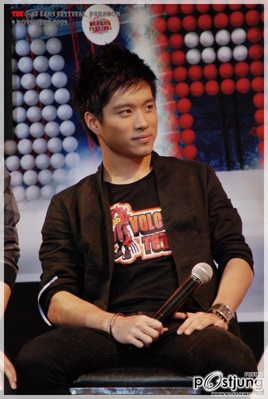 ตี๋ เอเอฟ -กิ่ง เดอะสตาร์ รักกันแรง กำแพงค่ายเอาไม่อยู่!