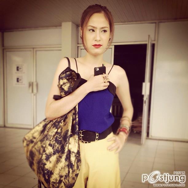 สวยเบาๆกับสาวขวัญ