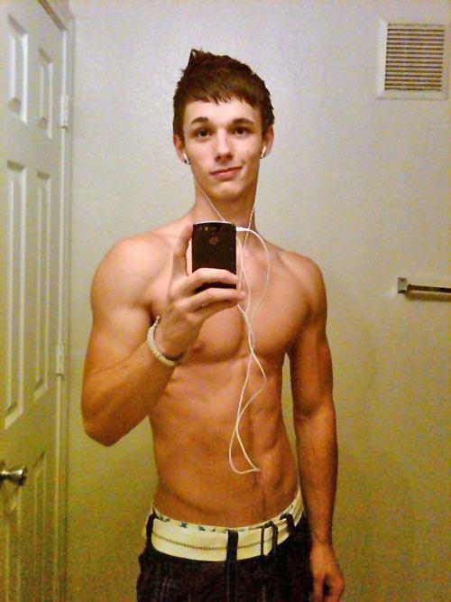 GUY SEXY PHOTO 2