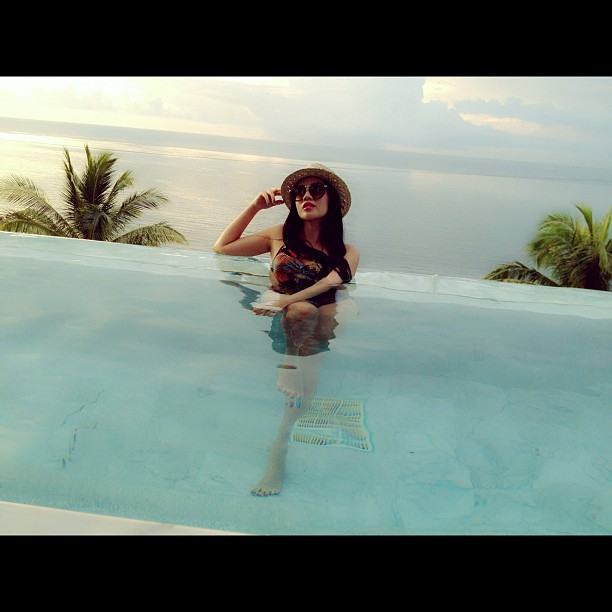 ใบเตย อาร์สยาม เซ็กซี่เบาๆ @ Instagram