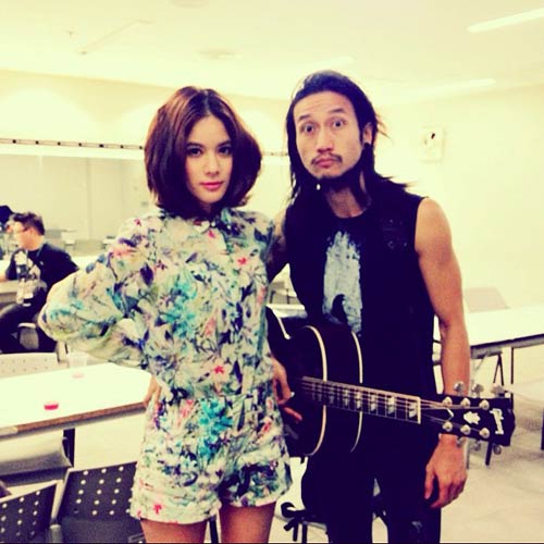 แฟชั่น เสื้อผ้าลาย ๆ สไตล์ดาราสาวสวย