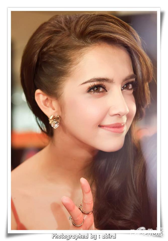 ซาร่า เล็กจ์ สวยอินเตอร์