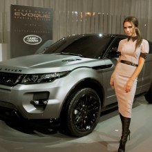 Victoria Beckham สวยเป๊ะ! ล่าสุดเป็นพริตตี้ให้กับ Range Rover Evoque ฉบับ Special Edition ที่จีน!