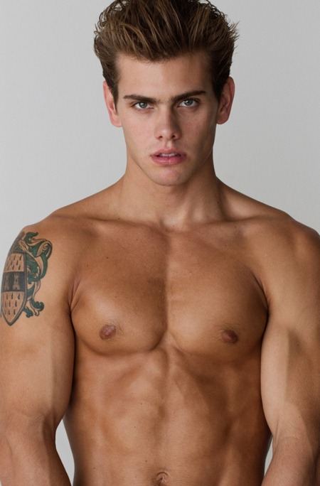 MASCULINE DOSAGE: CHARLIE PRESTON BY PHOTOGRAPHER BELL SOTO