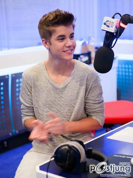 วีดีโอสัมภาษณ์เต็มหนุ่ม Justin Bieber ที่ Capital Breakfast