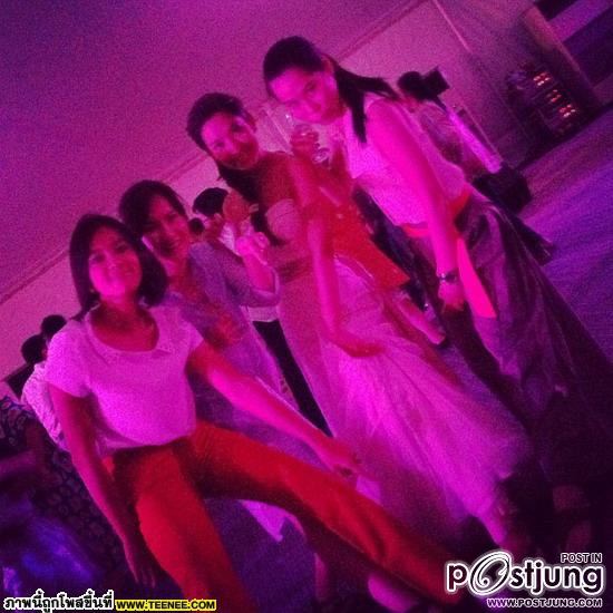 ชุดงานกลางคืน แอ๊ฟ ทักษอร