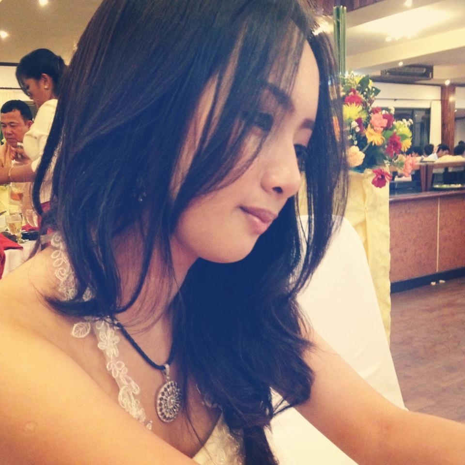 วัยรุ่นลาว