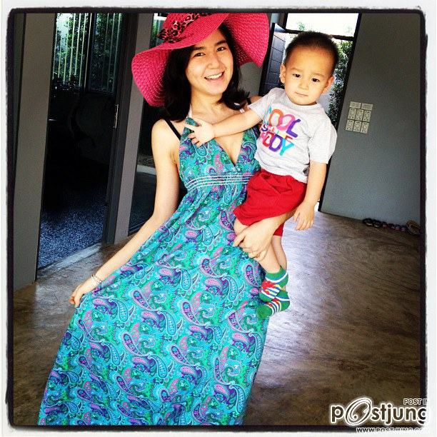 ครอบครัวสุขสันต์ของ พลอย ชิดจันทร์