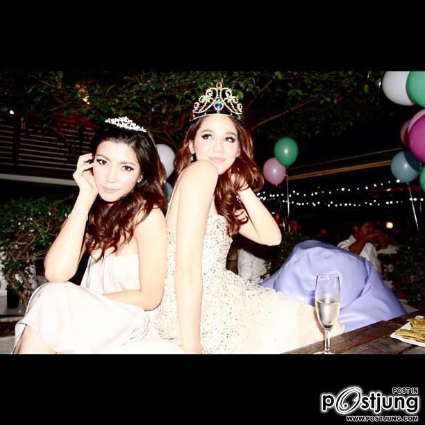 เธอเป็นแฟชั่นนิสต้านนำแทรนด์﻿ของประเทศไทย