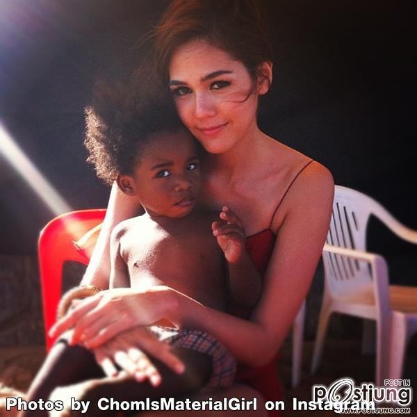 เธอเป็นแฟชั่นนิสต้านนำแทรนด์﻿ของประเทศไทย