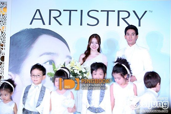 ยุนอึนเฮ (Yoon Eun Hye) ลัดฟ้าเยือนไทยอวดผิวเนียนใส มาดแบรนด์เอ็นดอสเซอร์ 'ARTISTRY AURA PRINCESS'