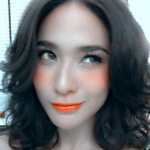 Pix พลอย เฌอมาลย์