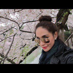 Pix พลอย เฌอมาลย์