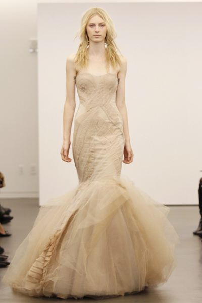 แฟชั่น ชุดแต่งงานสุดเก๋ จาก Vera Wang
