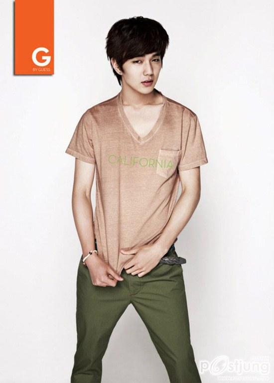 IU & Yoo Seung Ho @ G by Guess S/S 2012