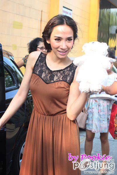 "อั้ม"สวยยย เเละเริ่ดเว่อร์ !!!