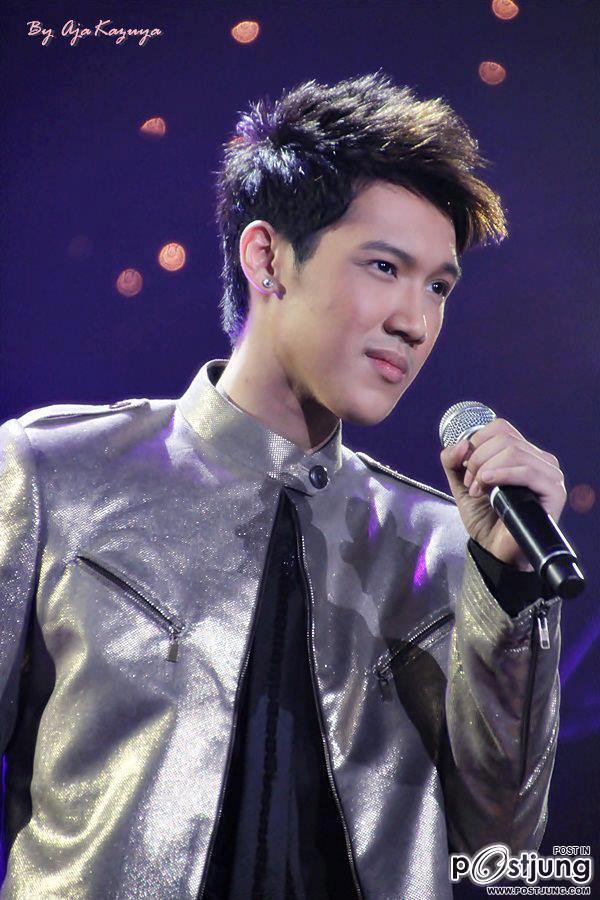 แกงส้ม The Star 8 เท่ห์ หล่อ ครบรส