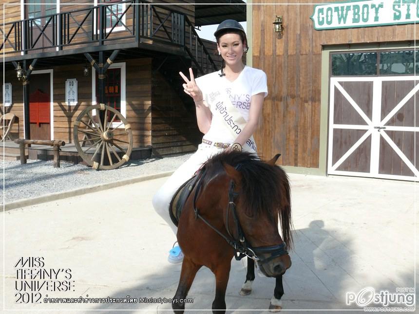 ความงามที่ผู้หญิงต้องยอม Miss Tiffany Universe 2012