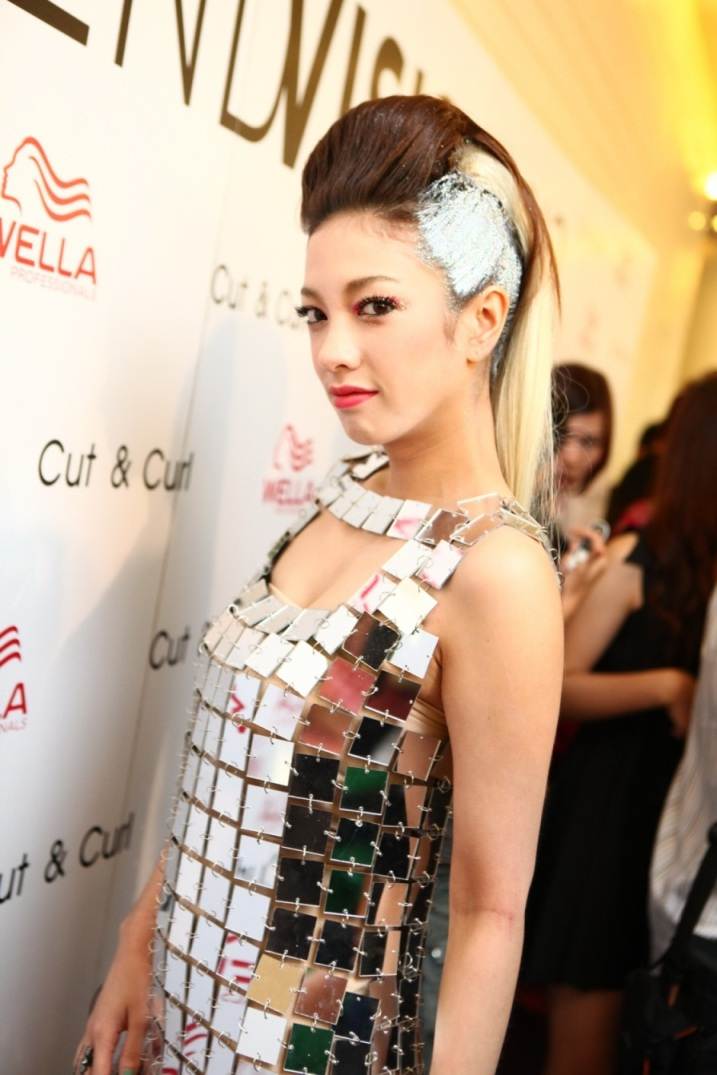 สี่สาวสุดแซ่บ ไอซ์ ก้อย แป้ง จุ๋ย