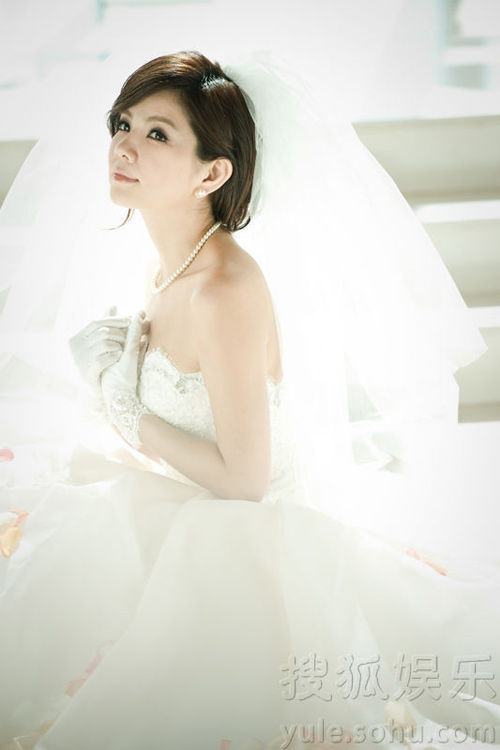 [S.H.E.] เอลล่า