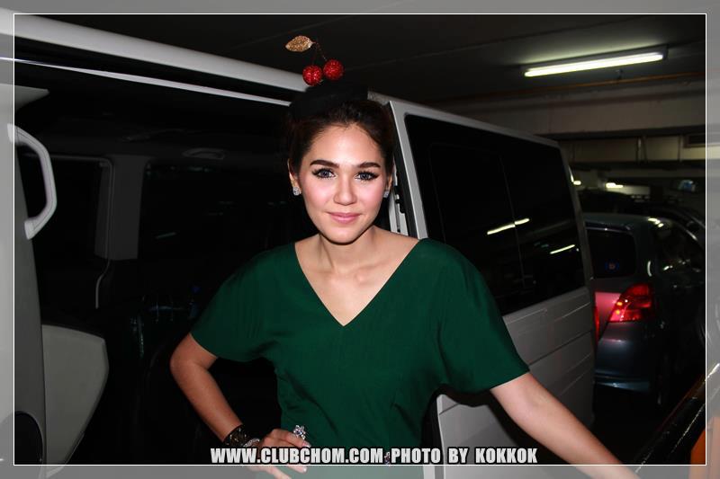 ชมพู่ อารยา 03/05/12