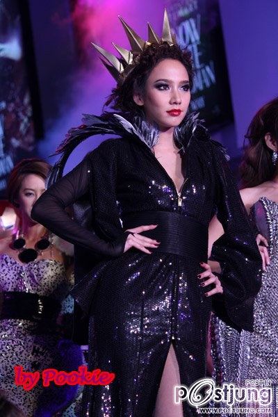 เลอเลิศไปกับ"อั้ม พัชราภา"ในมาดราชินีเเม่มดผู้งามสง่า@Mega Bangna opening !!!