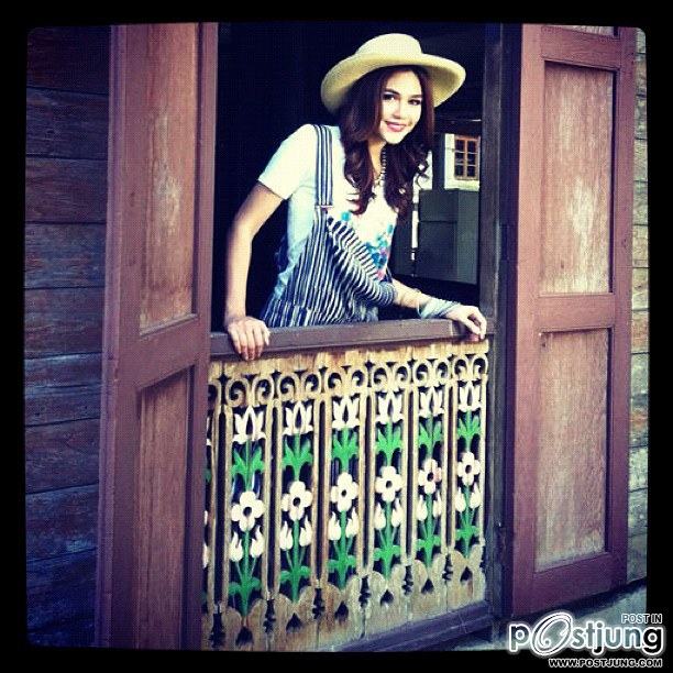 Pic :: ชมพู่ อารยา "สวยๆ"