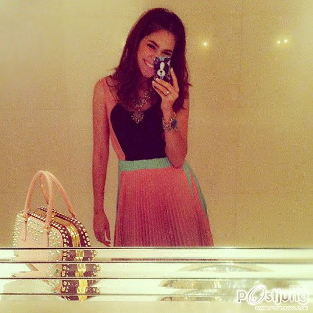 Pic :: ชมพู่ อารยา "สวยๆ"