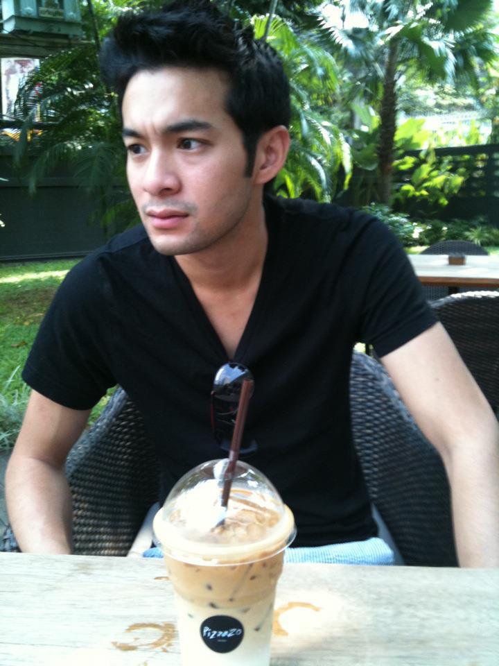 Pic นิว เชื้อชาติ